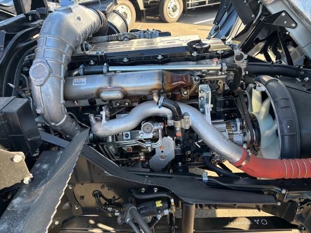 MITSUBISHI FUSOU FIGHTER 2025