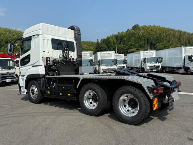 MITSUBISHI FUSOU SUPER GREAT 2025