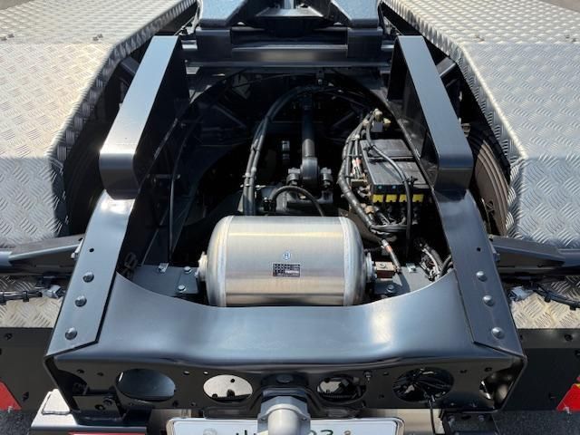 MITSUBISHI FUSOU SUPER GREAT 2025