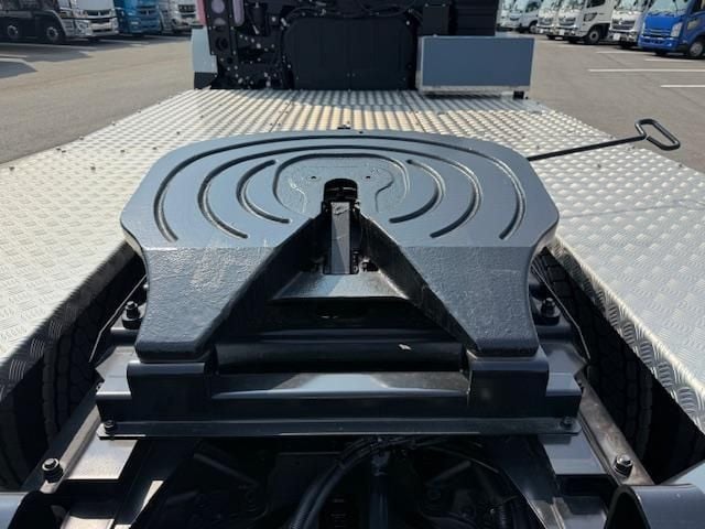 MITSUBISHI FUSOU SUPER GREAT 2025