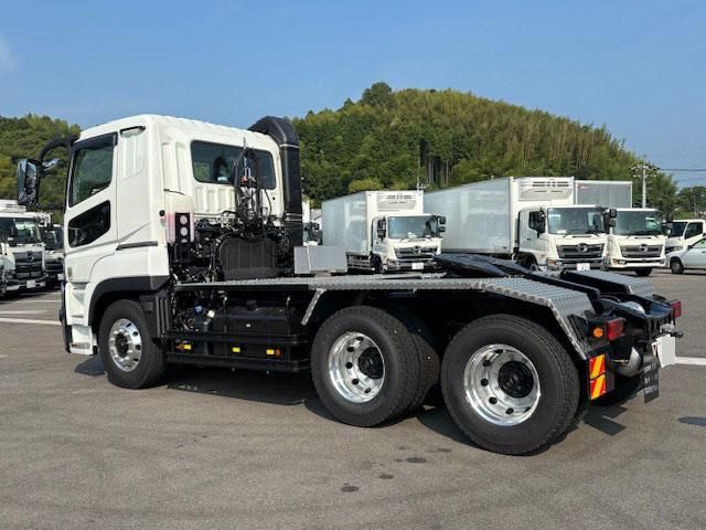 MITSUBISHI FUSOU SUPER GREAT 2025