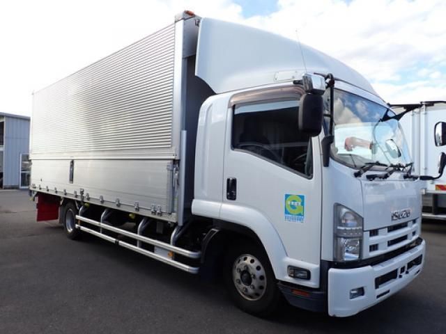 ISUZU FORWARD 2015