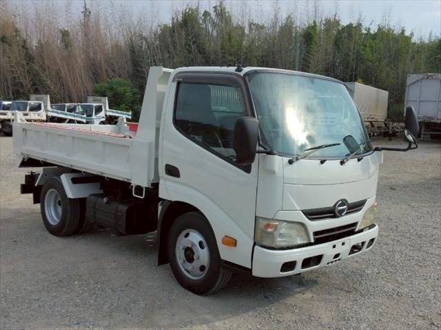 HINO DUTRO 2012