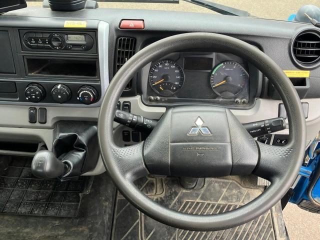 MITSUBISHI CANTER 2018