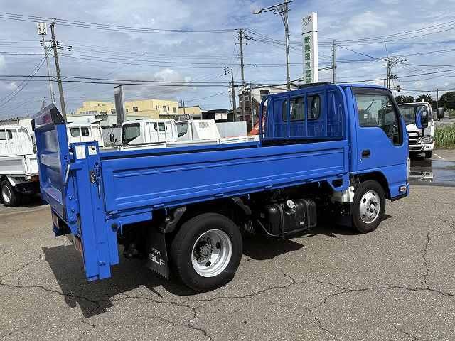 ISUZU ELF 2018