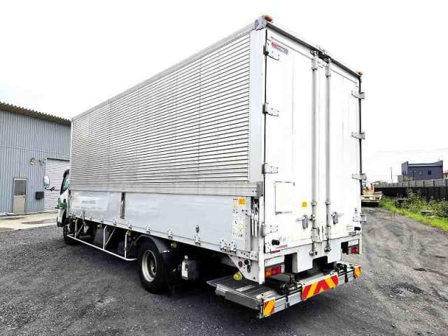 MITSUBISHI CANTER 2016