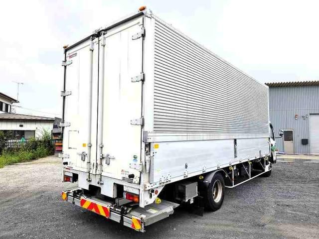 MITSUBISHI CANTER 2016