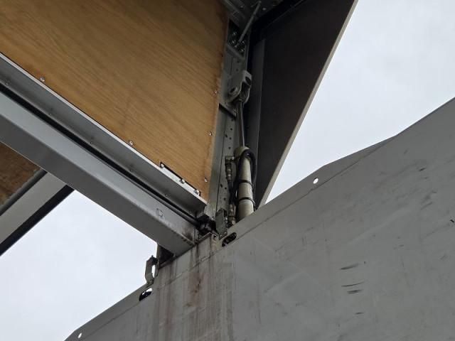 MITSUBISHI CANTER 2016