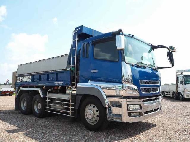 MITSUBISHI FUSOU SUPER GREAT 2011