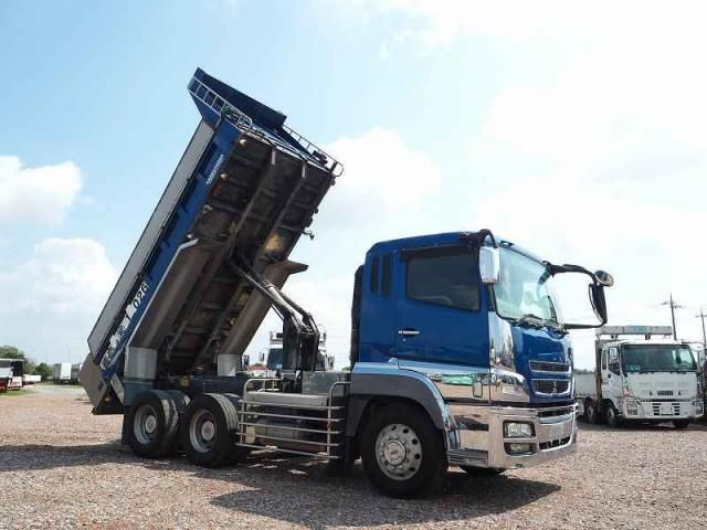 MITSUBISHI FUSOU SUPER GREAT 2011