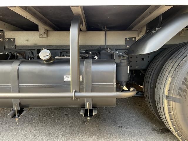 MITSUBISHI CANTER 2016