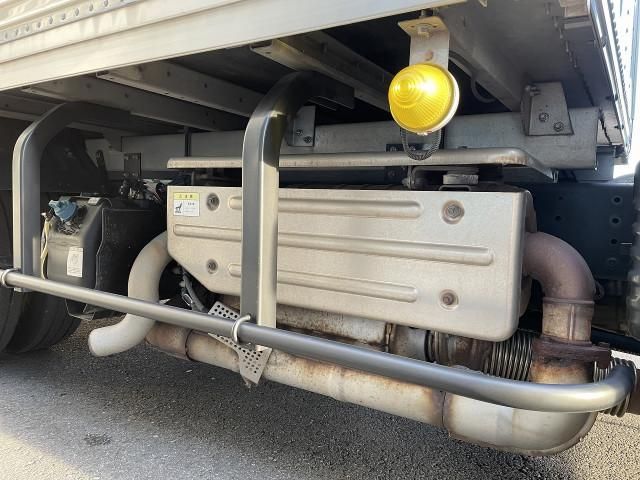 MITSUBISHI CANTER 2016