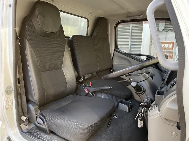 MITSUBISHI CANTER 2016