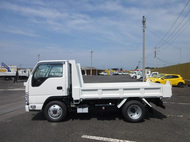 ISUZU ELF 2025