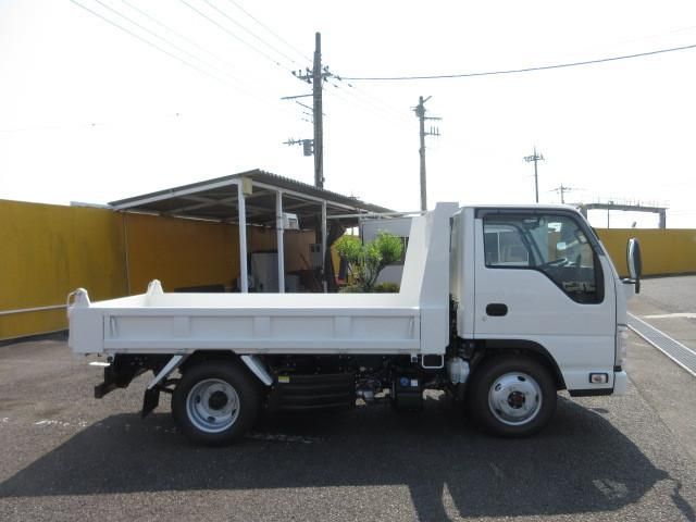ISUZU ELF 2025