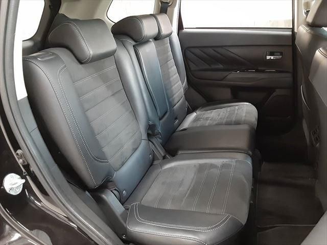 MITSUBISHI OUTLANDER PHEV 2019