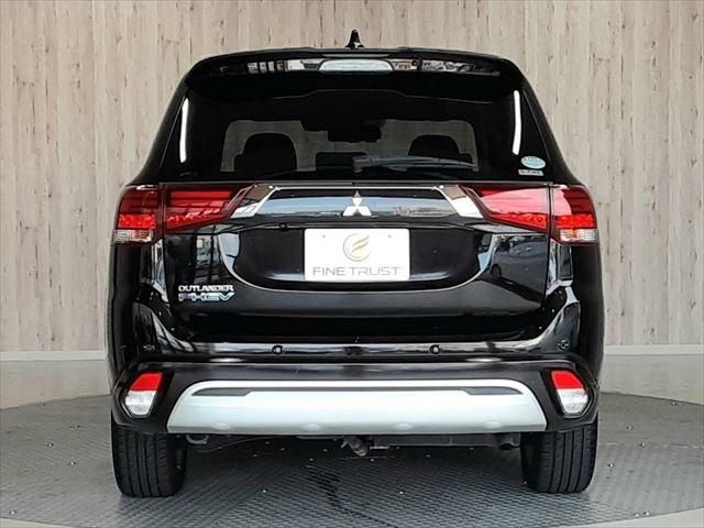 MITSUBISHI OUTLANDER PHEV 2019