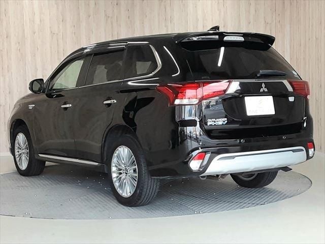 MITSUBISHI OUTLANDER PHEV 2019