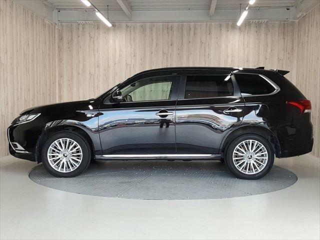 MITSUBISHI OUTLANDER PHEV 2019