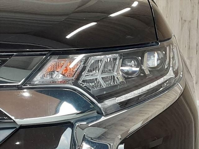 MITSUBISHI OUTLANDER PHEV 2019