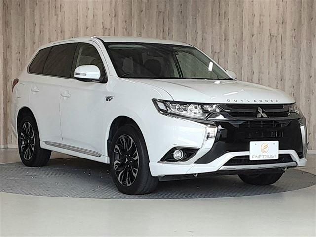 MITSUBISHI OUTLANDER PHEV 2015
