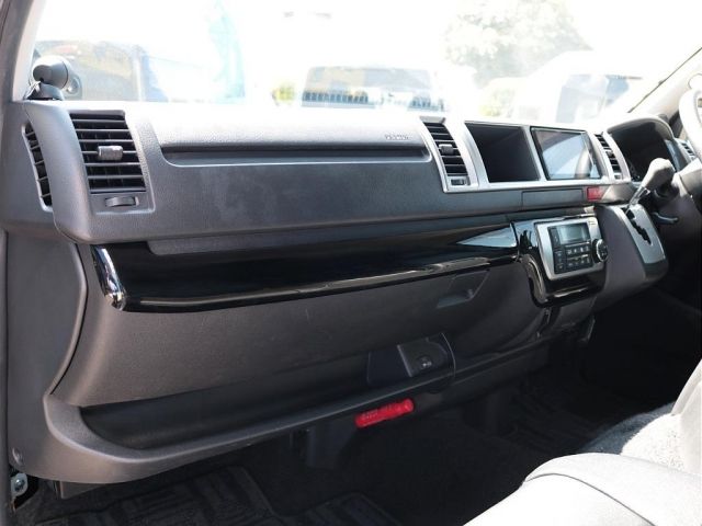 TOYOTA HIACE wagon 2019