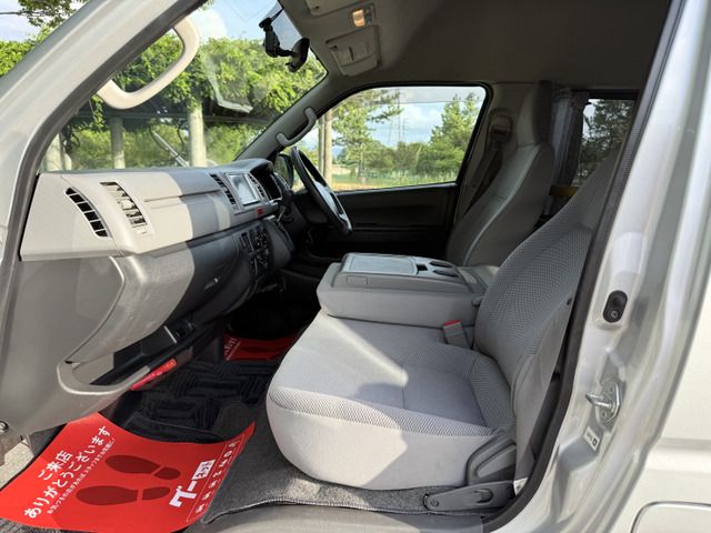 TOYOTA HIACE van 4WD 2007