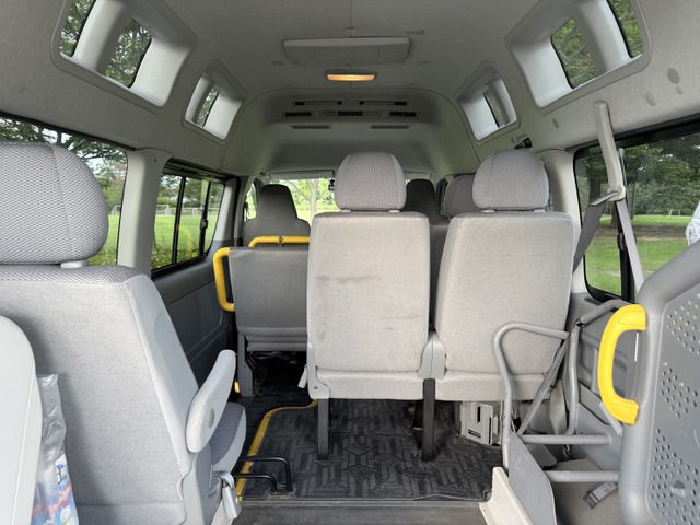 TOYOTA HIACE van 4WD 2007