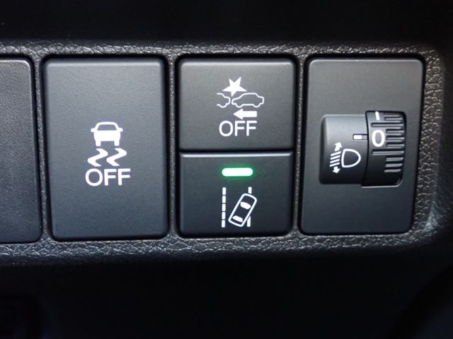 HONDA SHUTTLE HYBRID 2022