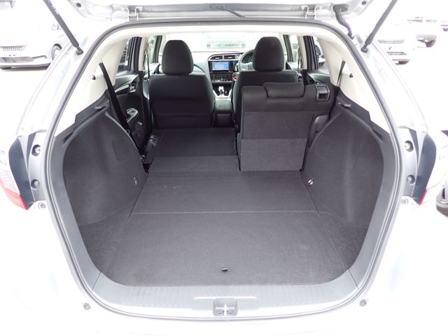 HONDA SHUTTLE HYBRID 2022