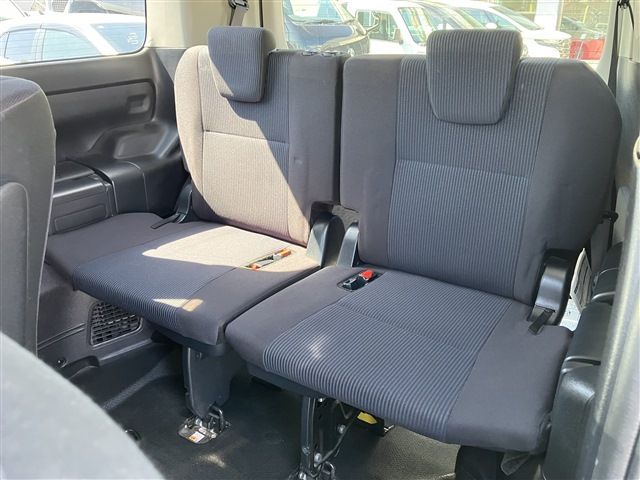 TOYOTA VOXY 4WD 2018