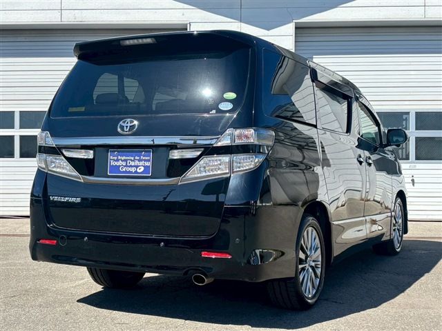 TOYOTA VELLFIRE 4WD 2013