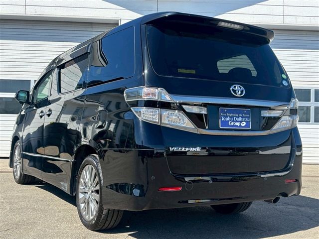 TOYOTA VELLFIRE 4WD 2013