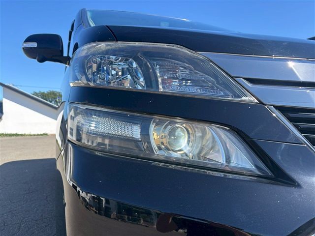 TOYOTA VELLFIRE 4WD 2013