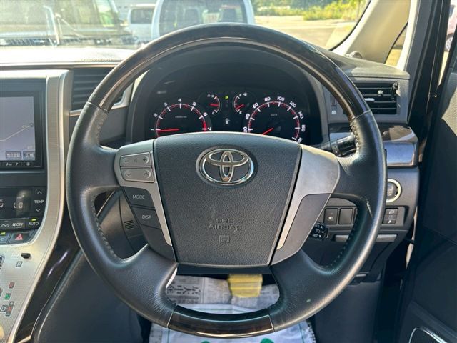 TOYOTA VELLFIRE 4WD 2013