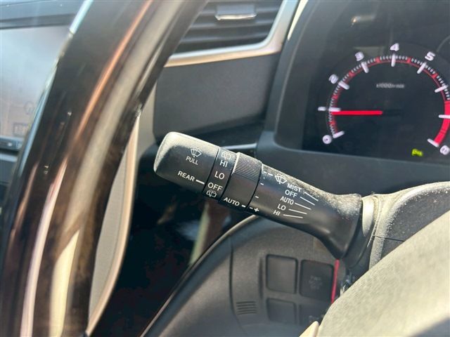 TOYOTA VELLFIRE 4WD 2013