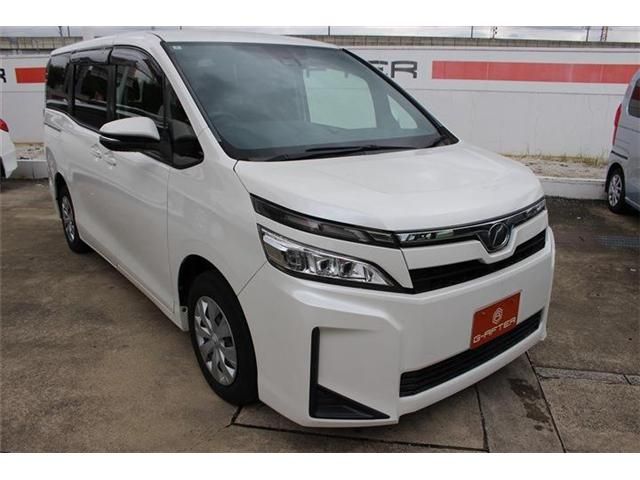 TOYOTA VOXY 2018