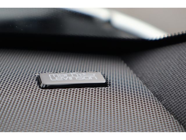 TOYOTA LEXUS UX300h 2025