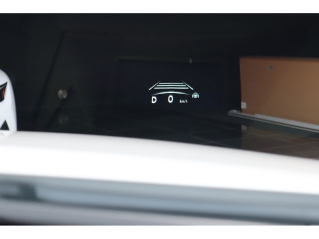 TOYOTA LEXUS UX300h 2025