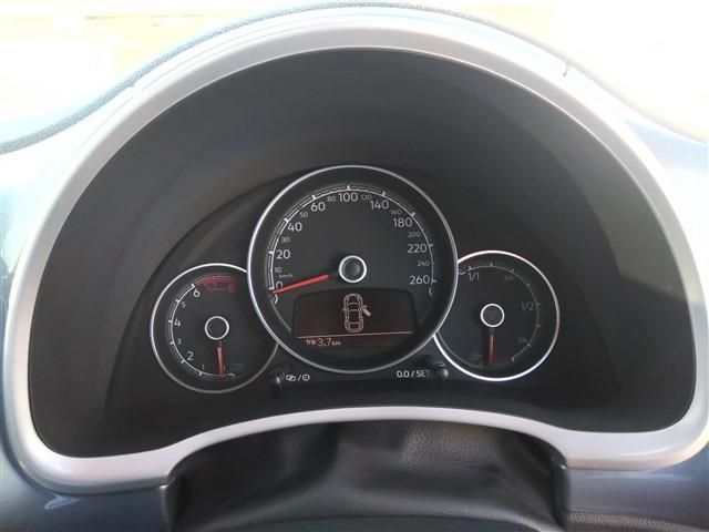 VOLKSWAGEN VOLKSWAGEN The BEETLE 2019