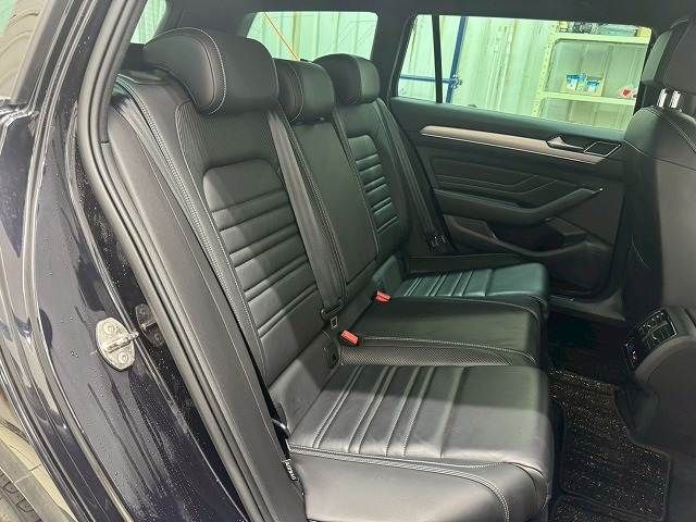 VOLKSWAGEN VOLKSWAGEN PASSAT VARIANT 2021