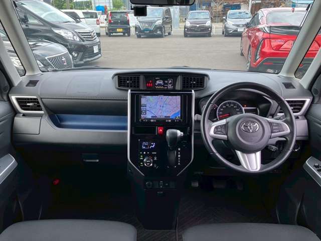 TOYOTA ROOMY 2018