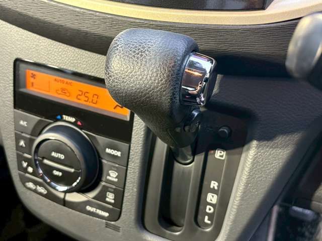 SUZUKI WAGON R STINGRAY 2014