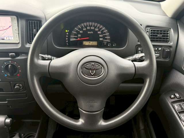 TOYOTA SUCCEED wagon 4WD 2013