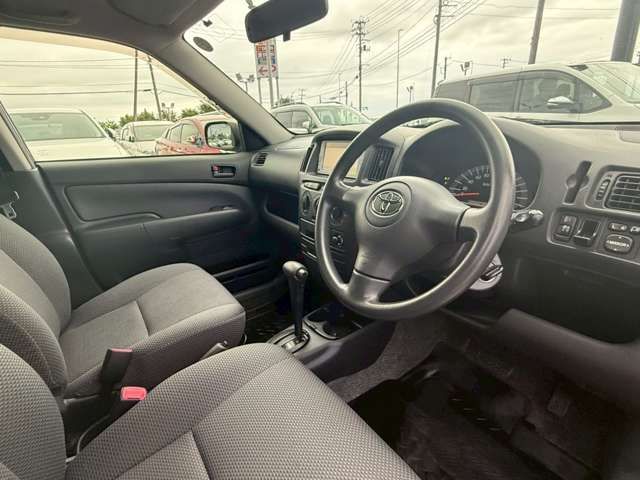 TOYOTA SUCCEED wagon 4WD 2013