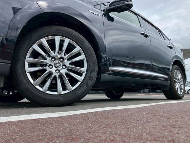 TOYOTA HARRIER HYBRID 2015