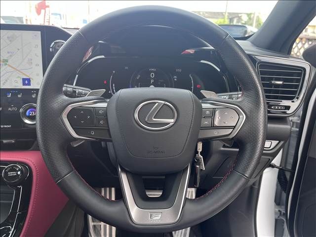 TOYOTA LEXUS NX350h 2023