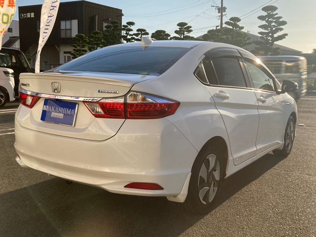 HONDA GRACE HYBRID 2015