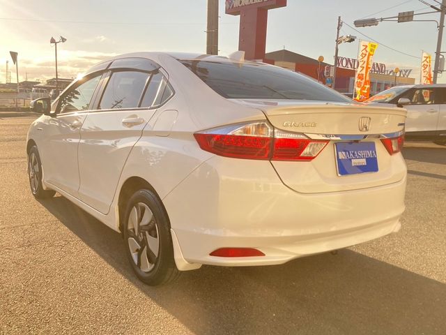 HONDA GRACE HYBRID 2015