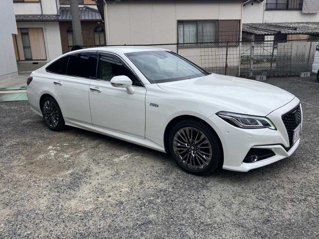 TOYOTA CROWN sedan hybrid 2018